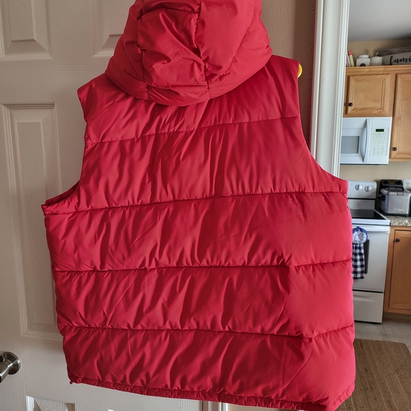 BCBGeneration Red Eco-Friendly Puffer Vest - Picture 2 of 6